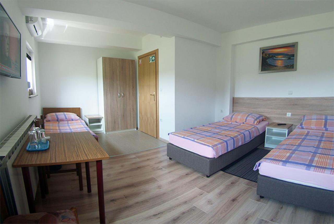 벨로바르 Sobe Mrak B&B 외부 사진
