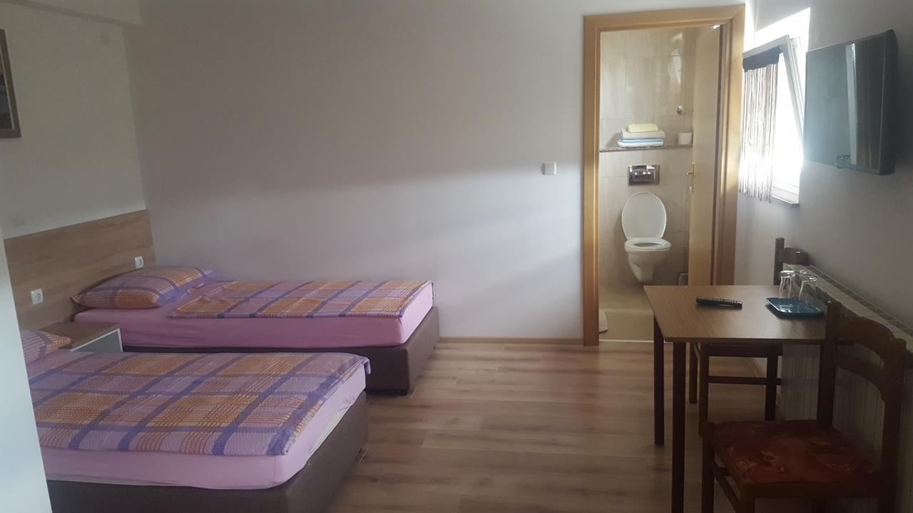 벨로바르 Sobe Mrak B&B 외부 사진